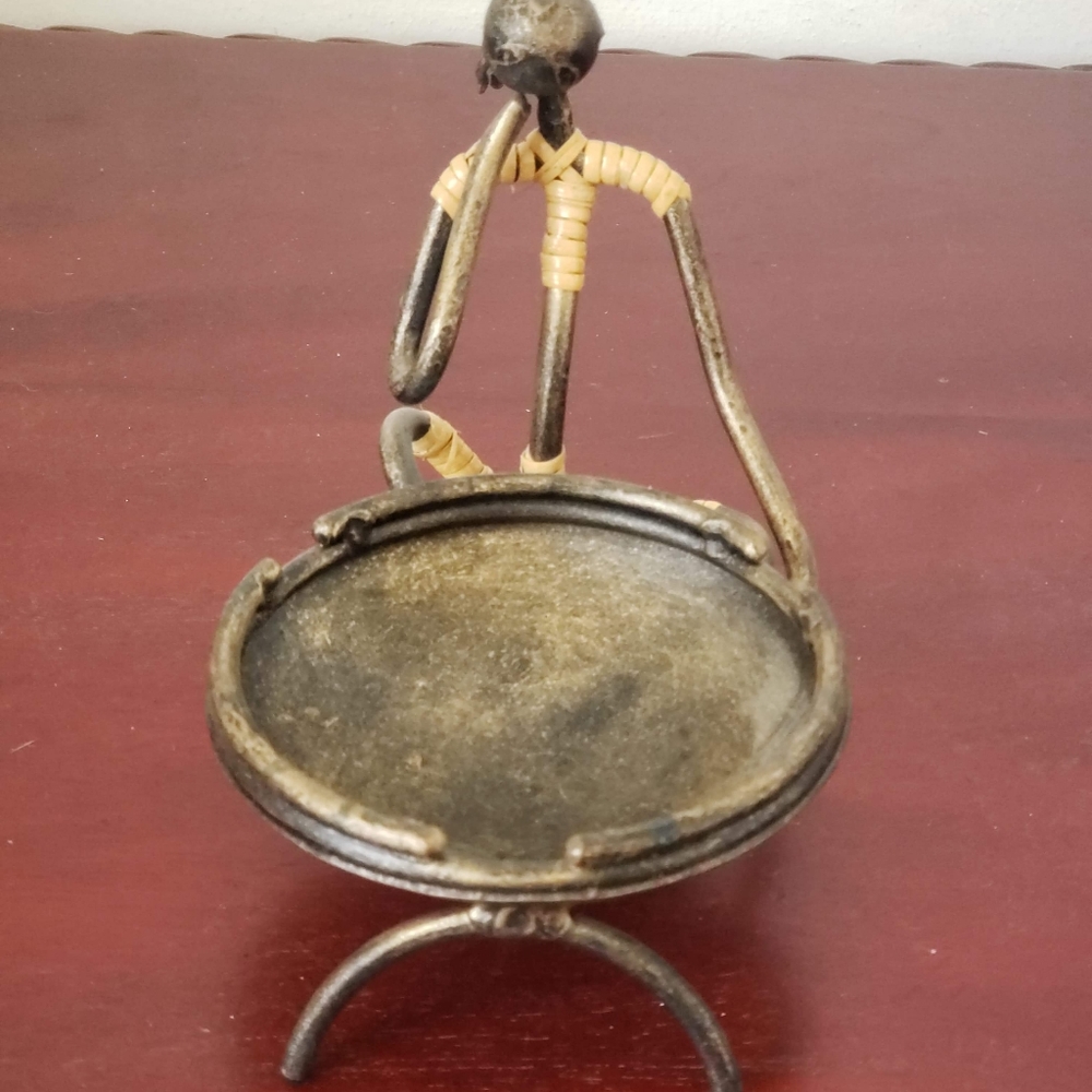 Indonesian key Holder